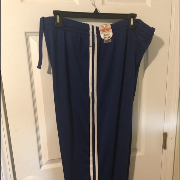 Athletic Works Other - NWT 2xl 44/46 work out pants